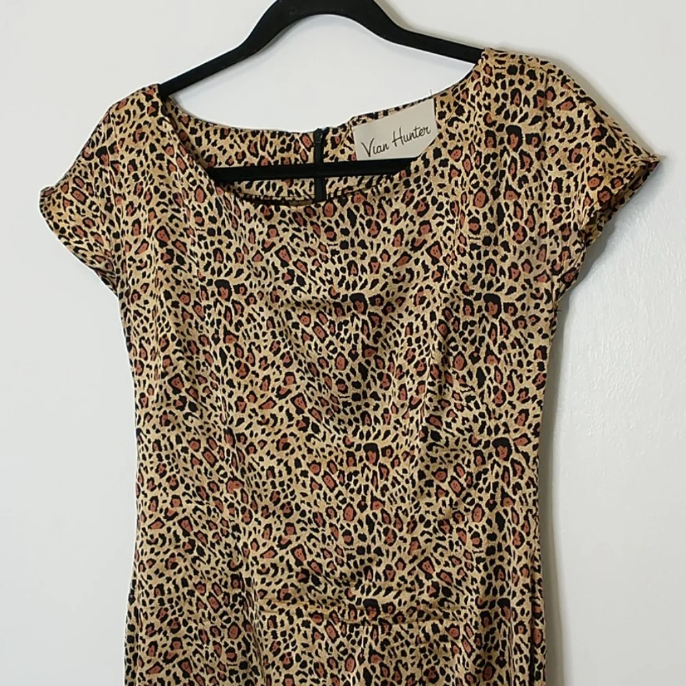 Vian Hunter animal print silk sheath dress - Picture 2 of 6